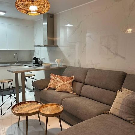 Moderno Apartamento Cerca Al Mar تياس المظهر الخارجي الصورة
