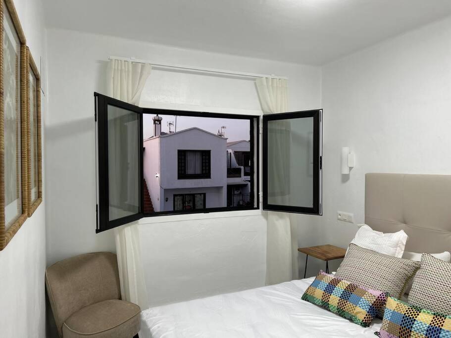 Moderno Apartamento Cerca Al Mar تياس المظهر الخارجي الصورة