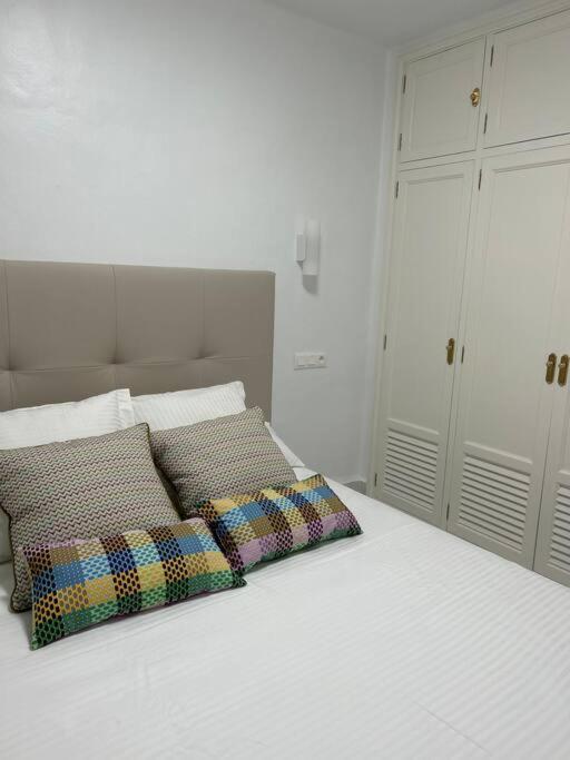 Moderno Apartamento Cerca Al Mar تياس المظهر الخارجي الصورة