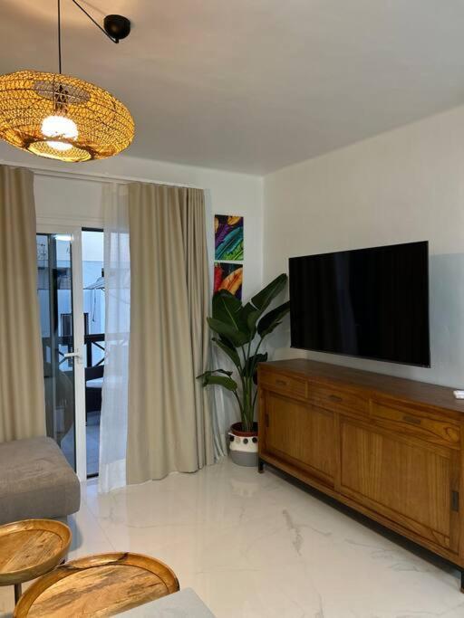 Moderno Apartamento Cerca Al Mar تياس المظهر الخارجي الصورة