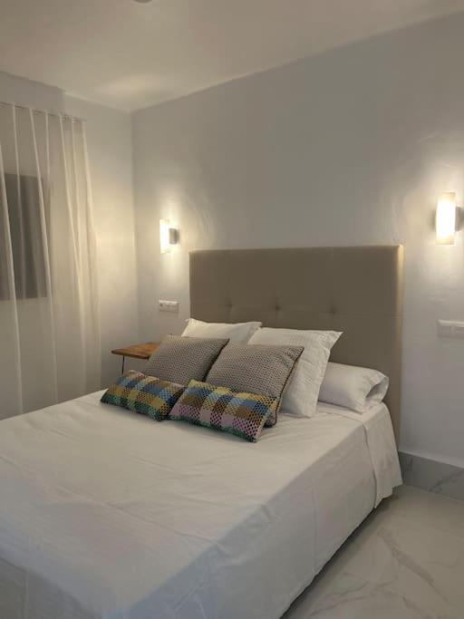 Moderno Apartamento Cerca Al Mar تياس المظهر الخارجي الصورة